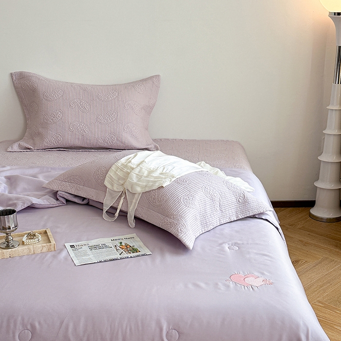 91家纺网 家纺一手货源 找家纺 琳可家居 2025春夏新款腰果花系列双面莱赛尔天丝床盖三件套高温水洗可机洗 腰果花-清新紫