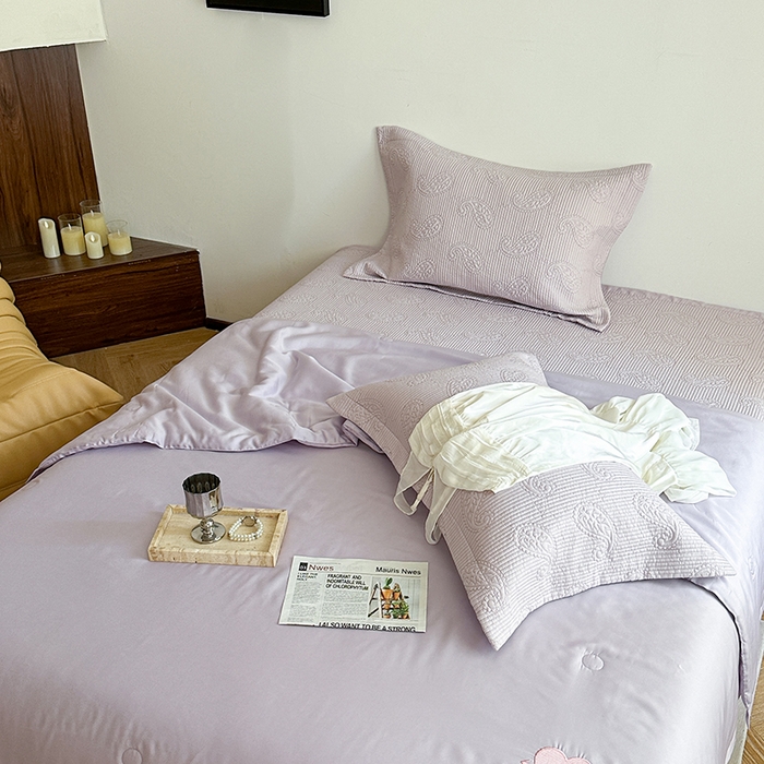 91家纺网 家纺一手货源 找家纺 琳可家居 2025春夏新款腰果花系列双面莱赛尔天丝床盖三件套高温水洗可机洗 腰果花-清新紫