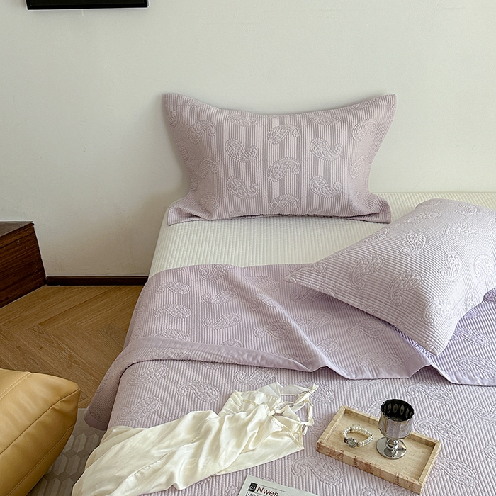91家纺网 家纺一手货源 找家纺 琳可家居 2025春夏新款腰果花系列双面莱赛尔天丝床盖三件套高温水洗可机洗 腰果花-清新紫
