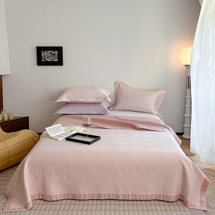 91家纺网 家纺一手货源 找家纺 琳可家居 2025春夏新款腰果花系列双面莱赛尔天丝床盖三件套高温水洗可机洗 腰果花-仙女粉