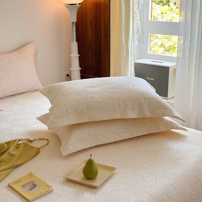 91家纺网 家纺一手货源 找家纺 琳可家居 2025春夏新款腰果花系列双面莱赛尔天丝床盖三件套高温水洗可机洗 腰果花-优雅白