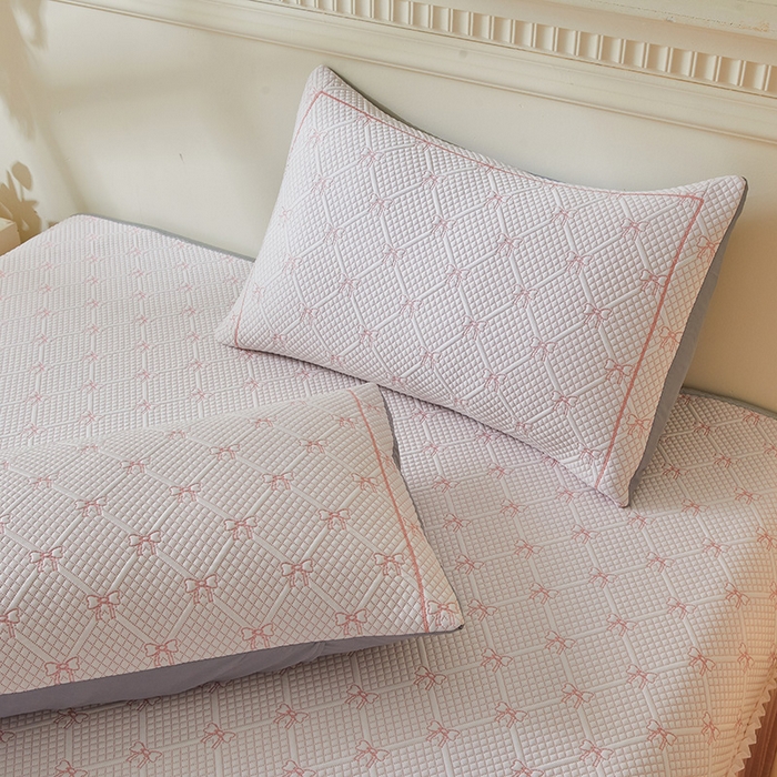 91家纺网 家纺一手货源 找家纺 罗艺轩 2025新款床裙款透气凉感豆豆软凉席席子 梦蝶-粉