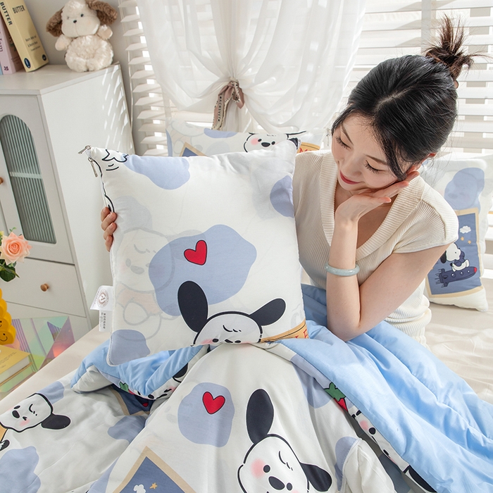 91家纺网 家纺一手货源 找家纺 照世家纺 2025春夏新款全棉纯棉印花A类抱枕被 奥利夹心 40x40展开105x150