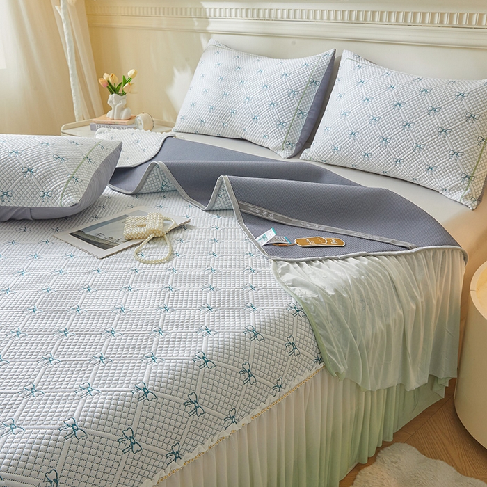 91家纺网 家纺一手货源 找家纺 罗艺轩 2025新款床裙款透气凉感豆豆软凉席席子 梦蝶-绿