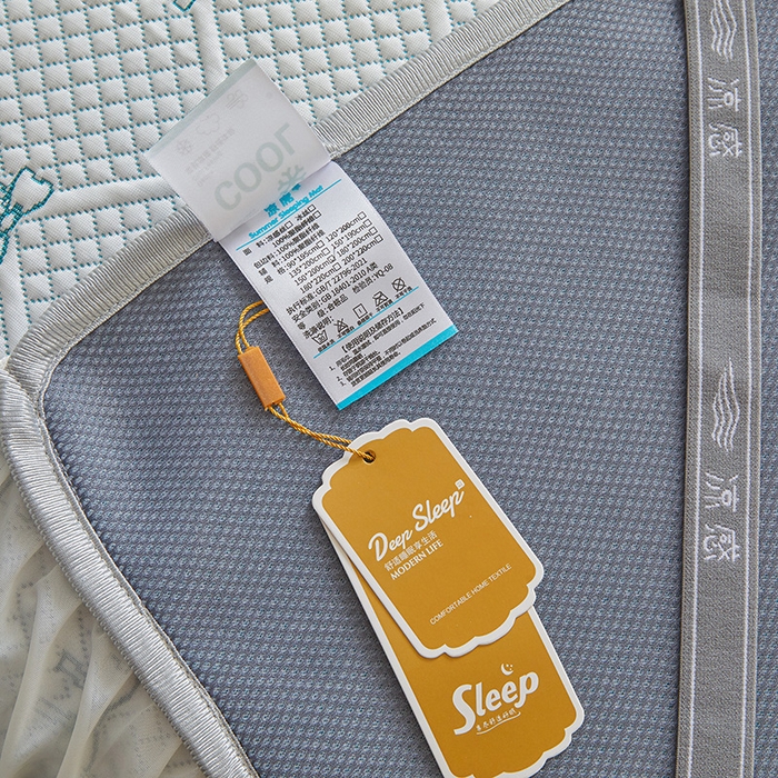 91家纺网 家纺一手货源 找家纺 罗艺轩 2025新款床裙款透气凉感豆豆软凉席席子 梦蝶-绿