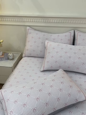 91家纺网 家纺一手货源 找家纺 罗艺轩 2025新款床裙款透气凉感豆豆软凉席席子 梦蝶-粉