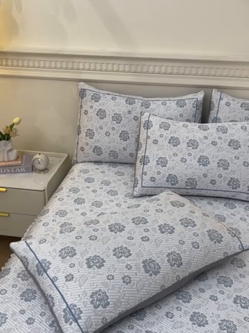 91家纺网 家纺一手货源 找家纺 罗艺轩 2025新款床裙款透气凉感豆豆软凉席席子 花妍-蓝