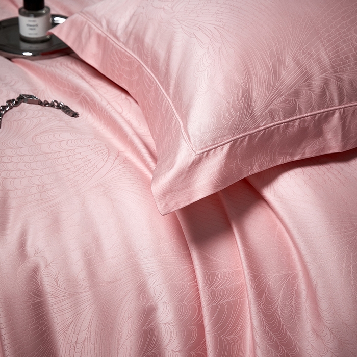 91家纺网 家纺一手货源 找家纺 洽想家 2025新款长绒棉贡缎提花手工立体埋绳工艺四件套礼盒包装 格律时尚-粉玉