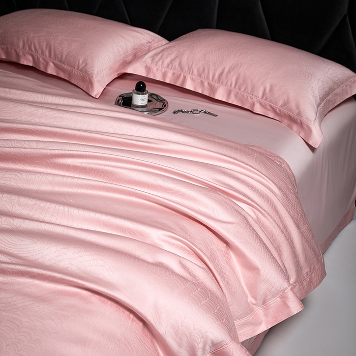 91家纺网 家纺一手货源 找家纺 洽想家 2025新款长绒棉贡缎提花手工立体埋绳工艺四件套礼盒包装 格律时尚-粉玉