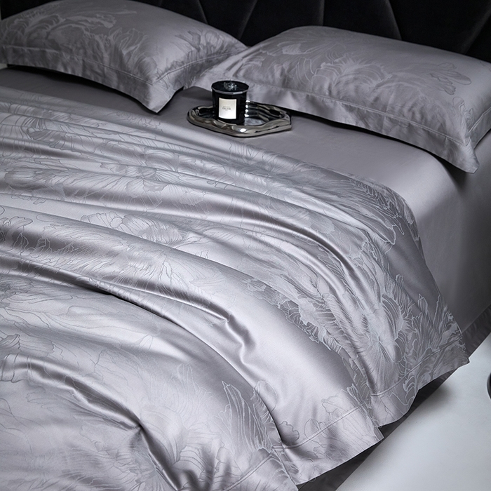 91家纺网 家纺一手货源 找家纺 洽想家 2025新款长绒棉贡缎提花手工立体埋绳工艺四件套礼盒包装 欧若拉-高级灰