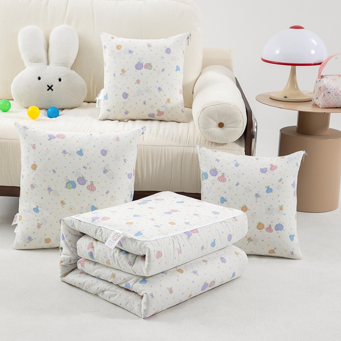 91家纺网 家纺一手货源 找家纺 照世家纺 2025春夏新款全棉纯棉印花A类抱枕被 星奈 45x45展开120x160