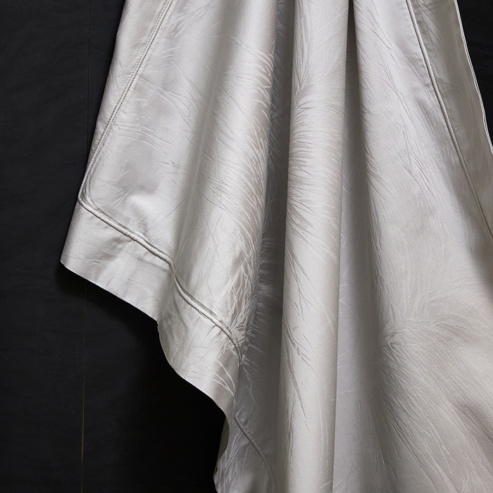 91家纺网 家纺一手货源 找家纺 洽想家 2025新款长绒棉贡缎提花手工立体埋绳工艺四件套礼盒包装 流金时光（时尚灰）