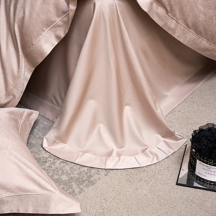 91家纺网 家纺一手货源 找家纺 洽想家 2025新款长绒棉贡缎提花手工立体埋绳工艺四件套礼盒包装 洛奇（芙蓉玉）