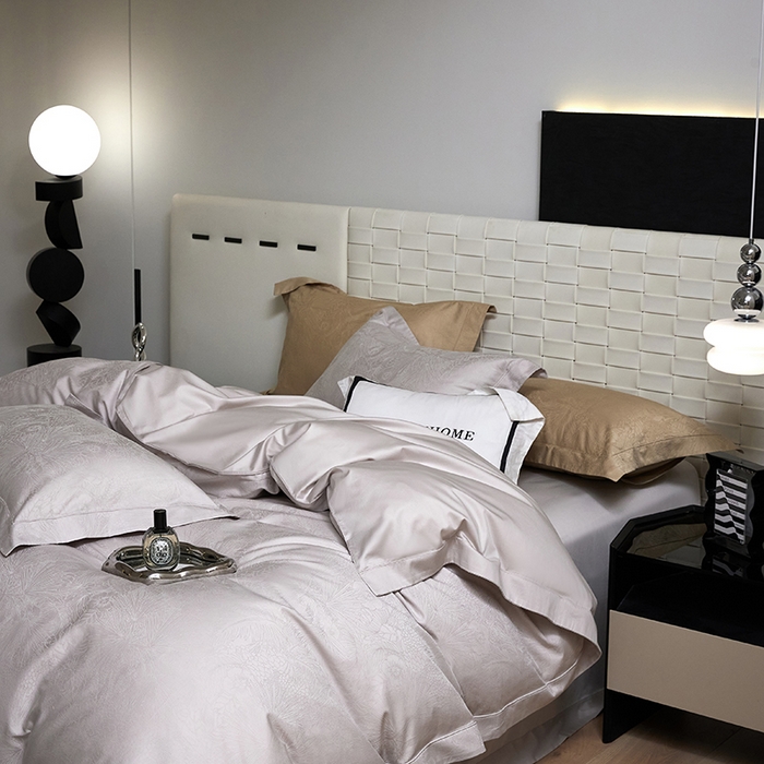 91家纺网 家纺一手货源 找家纺 洽想家 2025新款长绒棉贡缎提花手工立体埋绳工艺四件套礼盒包装 洛奇（时尚灰）