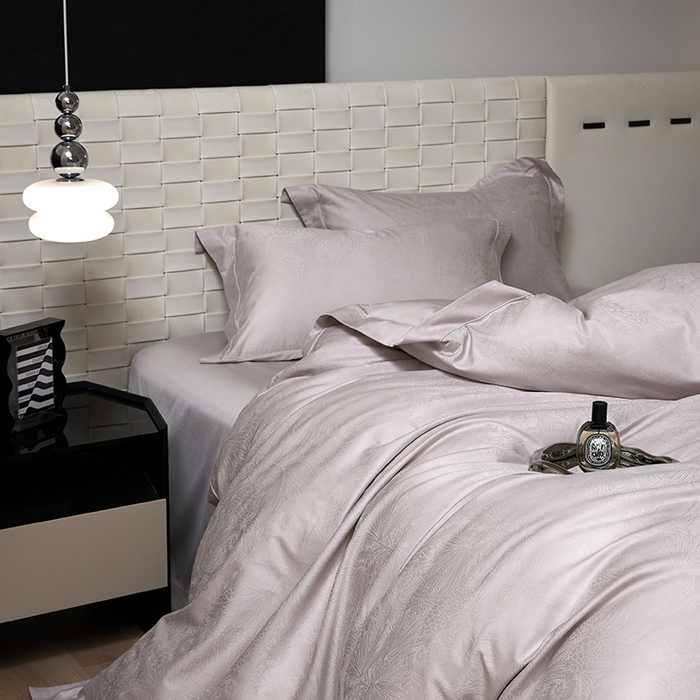 91家纺网 家纺一手货源 找家纺 洽想家 2025新款长绒棉贡缎提花手工立体埋绳工艺四件套礼盒包装 洛奇（时尚灰）