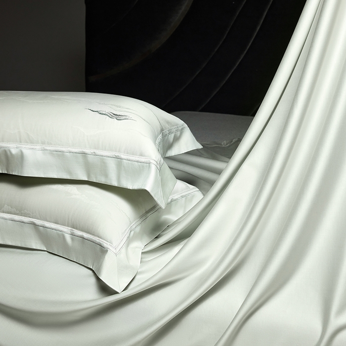 91家纺网 家纺一手货源 找家纺 （总）洽想家 2025新款100支天丝棉提花加绣花工艺款床品四件套--山岚夏梦系列