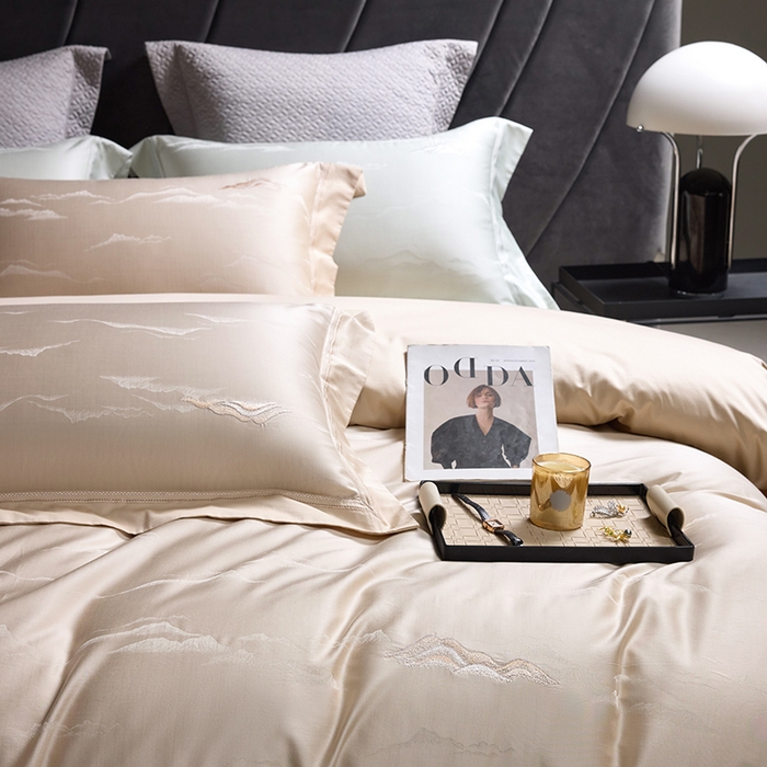 91家纺网 家纺一手货源 找家纺 洽想家 2025新款100支天丝棉提花加绣花工艺款床品四件套--山岚夏梦系列 山岚夏梦-香槟金