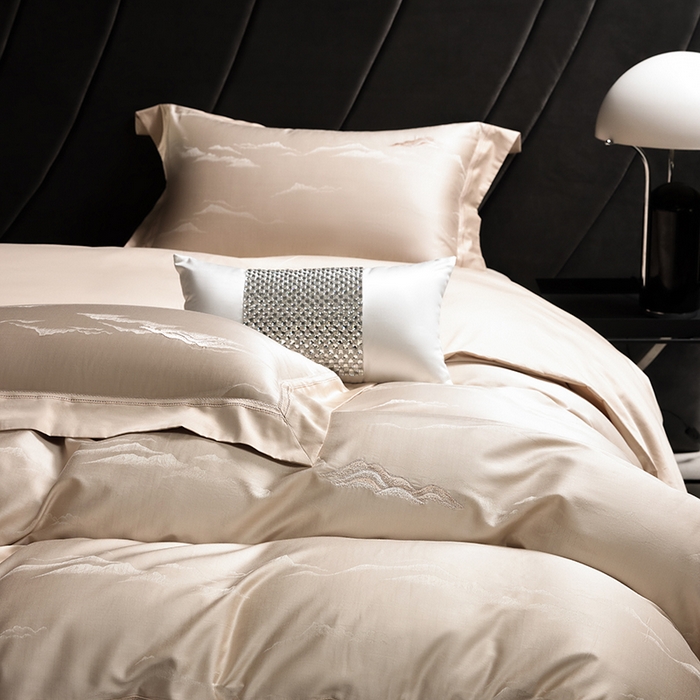 91家纺网 家纺一手货源 找家纺 洽想家 2025新款100支天丝棉提花加绣花工艺款床品四件套--山岚夏梦系列 山岚夏梦-香槟金