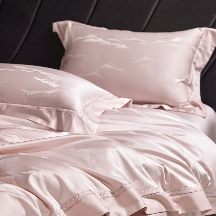 91家纺网 家纺一手货源 找家纺 洽想家 2025新款100支天丝棉提花加绣花工艺款床品四件套--山岚夏梦系列 山岚夏梦-樱花粉