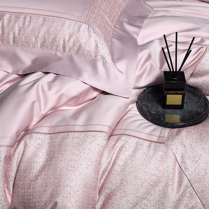 91家纺网 家纺一手货源 找家纺 洽想家 2025新品色织纯棉贡缎提花四件套-香榭丽 香榭丽  粉