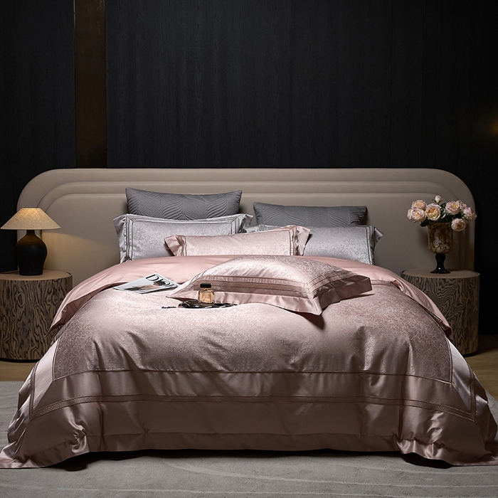 91家纺网 家纺一手货源 找家纺 洽想家 2025新款高精密贡缎色织大提花四件套-夜曲 夜曲-粉