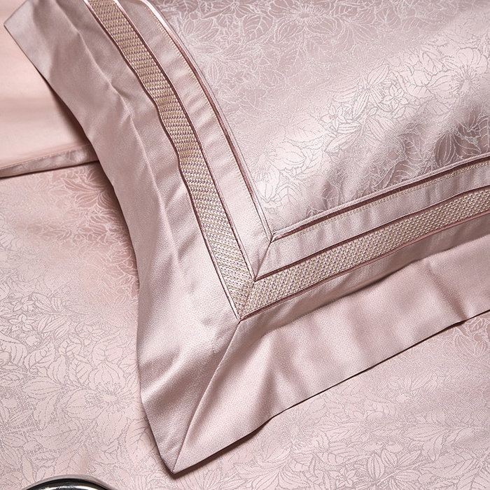 91家纺网 家纺一手货源 找家纺 洽想家 2025新款高精密贡缎色织大提花四件套-夜曲 夜曲-粉