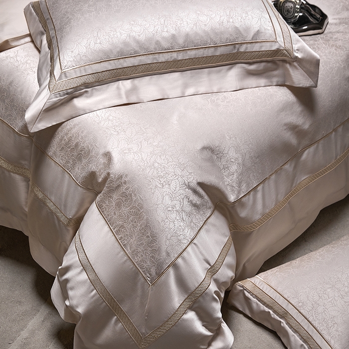 91家纺网 家纺一手货源 找家纺 洽想家 2025新款高精密贡缎色织大提花四件套-夜曲 夜曲-香槟