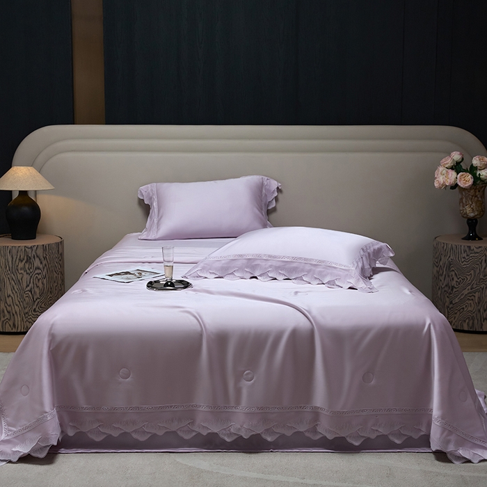 91家纺网 家纺一手货源 找家纺 洽想家 2025新品80支兰精天丝大豆纤维夏被四件套-山峦迭 山峦迭-紫