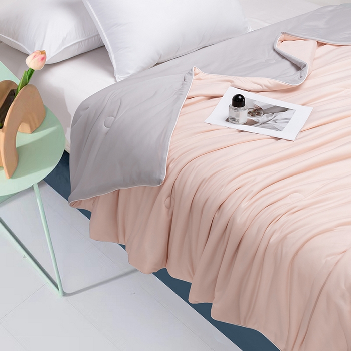 91家纺网 家纺一手货源 找家纺 洽想家 2025新款A类抗菌凉感冰激凌夏被被子被芯 玫瑰粉