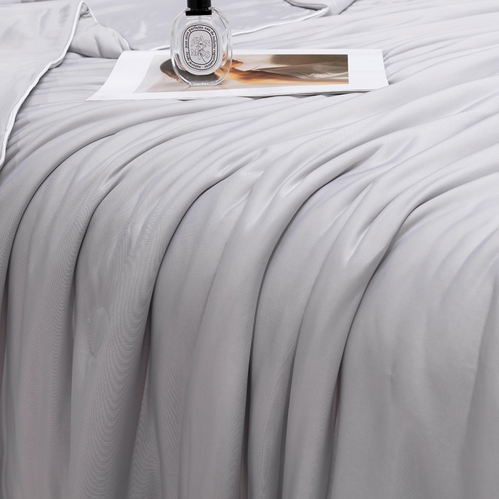 91家纺网 家纺一手货源 找家纺 洽想家 2025新款A类抗菌凉感冰激凌夏被被子被芯 天空灰