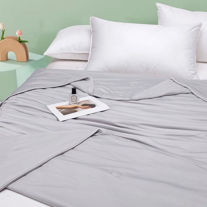 91家纺网 家纺一手货源 找家纺 洽想家 2025新款A类抗菌凉感冰激凌夏被被子被芯 天空灰