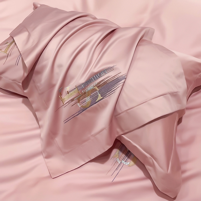 91家纺网 家纺一手货源 找家纺 洽想家 2025新款100支长绒棉刺绣四件套--时光痕迹 时光痕迹-豆沙粉