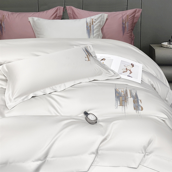 91家纺网 家纺一手货源 找家纺 洽想家 2025新款100支长绒棉刺绣四件套--时光痕迹 时光痕迹-皓月白