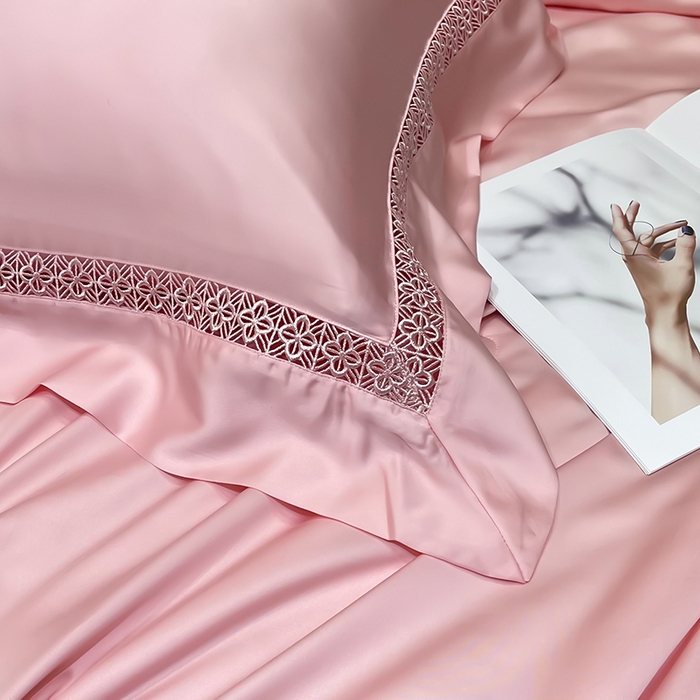 91家纺网 家纺一手货源 找家纺 洽想家 2025新款80支天丝镂空瑾系列四件套 瑾-北欧粉