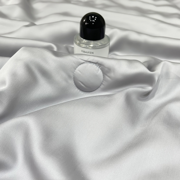 91家纺网 家纺一手货源 找家纺 洽想家 2025新款80支天丝镂空瑾系列四件套 瑾-经典灰