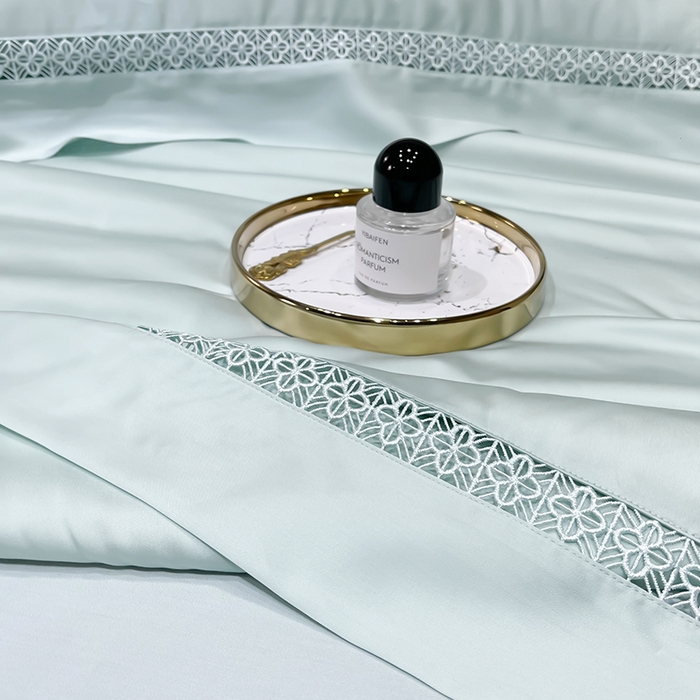 91家纺网 家纺一手货源 找家纺 洽想家 2025新款80支天丝镂空瑾系列四件套 瑾-玛瑙绿