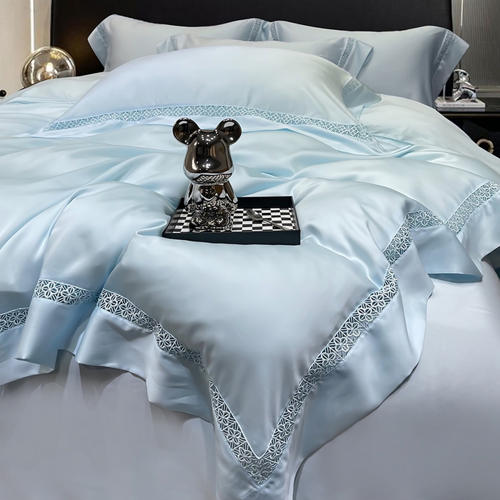 91家纺网 家纺一手货源 找家纺 洽想家 2025新款80支天丝镂空瑾系列四件套 瑾-天空蓝