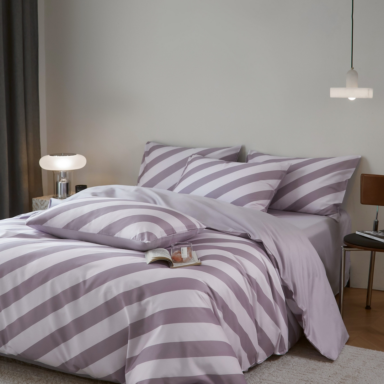 91家纺网 家纺一手货源 找家纺 ONE TWO ONE 121 2025新款高支高密长绒棉纯棉贡缎宽缎条纹四件套-Say 晚安（标准不低于268元， 加大不低于 288元） 莫奈花园