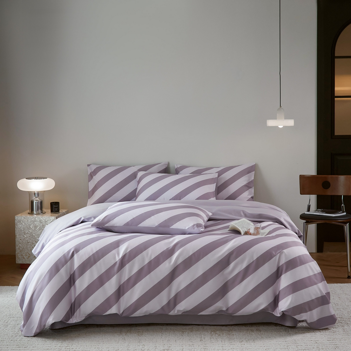 91家纺网 家纺一手货源 找家纺 ONE TWO ONE 121 2025新款高支高密长绒棉纯棉贡缎宽缎条纹四件套-Say 晚安（标准不低于268元， 加大不低于 288元） 莫奈花园