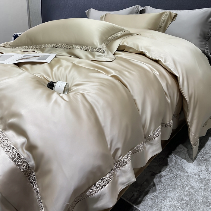 91家纺网 家纺一手货源 找家纺 洽想家 2025新款80支天丝镂空瑾系列夏被四件套 瑾-米咖棕