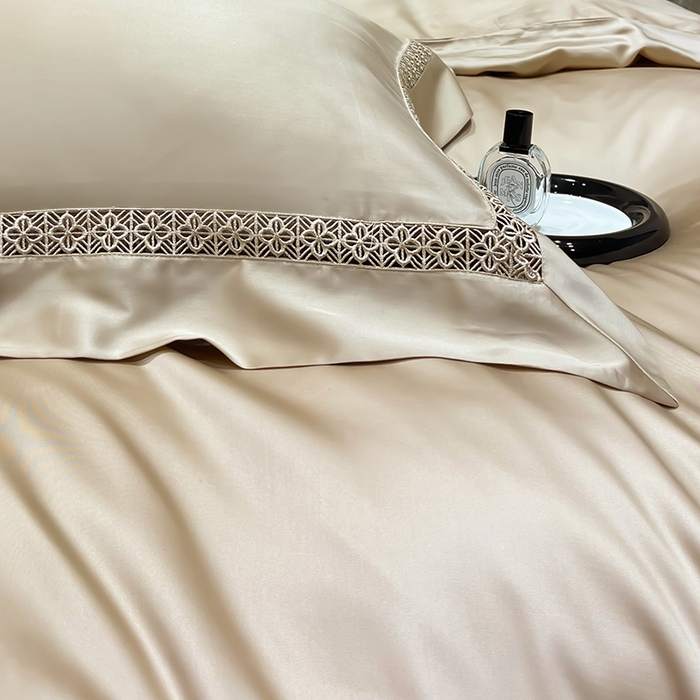 91家纺网 家纺一手货源 找家纺 洽想家 2025新款80支天丝镂空瑾系列夏被四件套 瑾-米咖棕