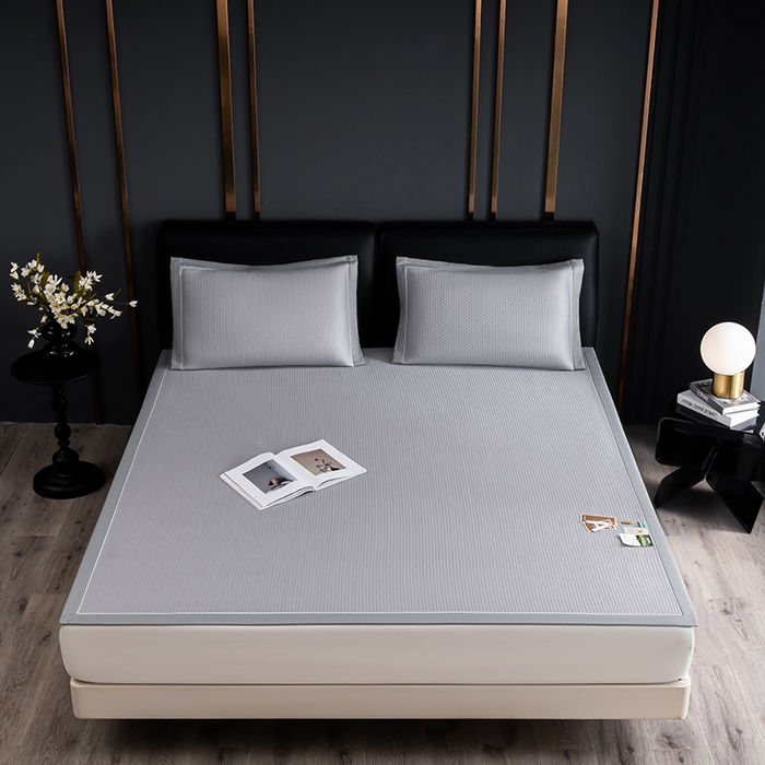 91家纺网 家纺一手货源 找家纺 小牛席业 2025经典款-千鸟格冷感豆豆席系列 床席款 灰色