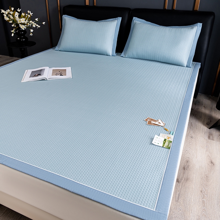 91家纺网 家纺一手货源 找家纺 小牛席业 2025经典款-千鸟格冷感豆豆席系列 床席款 蓝色