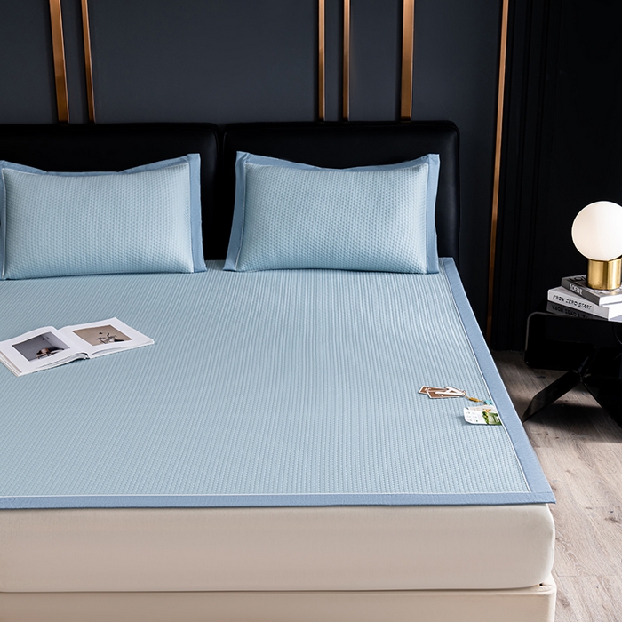 91家纺网 家纺一手货源 找家纺 小牛席业 2025经典款-千鸟格冷感豆豆席系列 床席款 蓝色