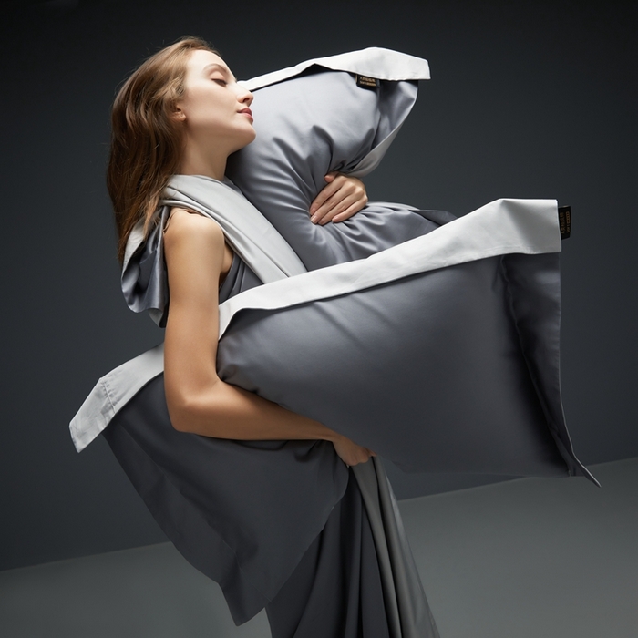 91家纺网 家纺一手货源 找家纺 洽想家 2025新款100支新疆长绒棉纯色双拼四件套 帝王灰+浅灰色-