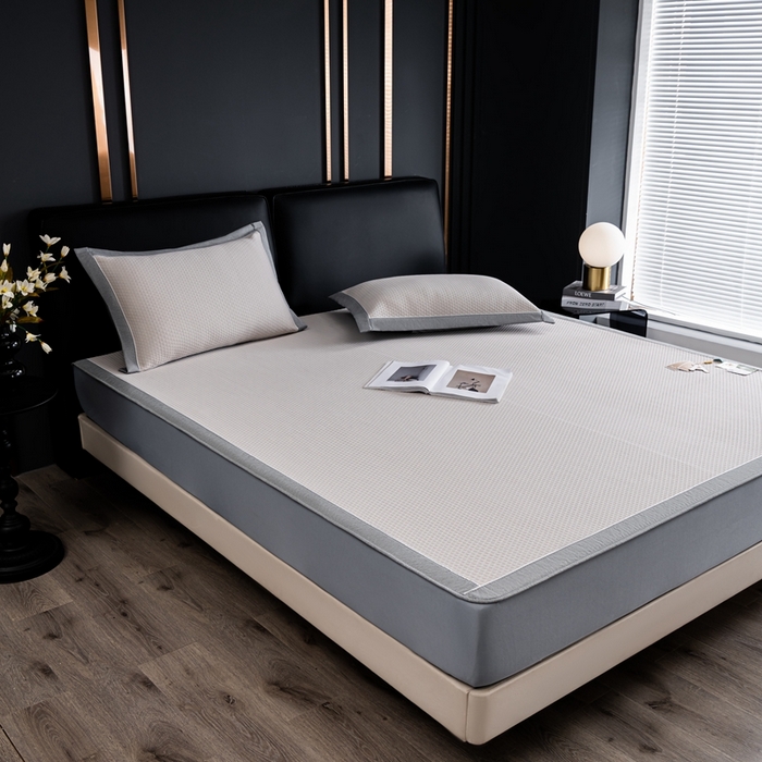 91家纺网 家纺一手货源 找家纺 小牛席业 2025经典款-千鸟格冷感豆豆席系列 床笠款 米色