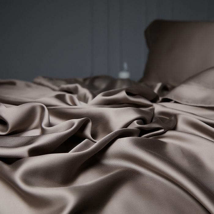 91家纺网 家纺一手货源 找家纺 洽想家 2025新款莱赛尔兰精80支天丝纯色系列四件套 拿铁