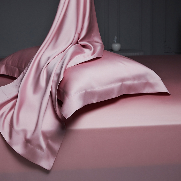 91家纺网 家纺一手货源 找家纺 洽想家 2025新款莱赛尔兰精80支天丝纯色系列四件套 天空粉