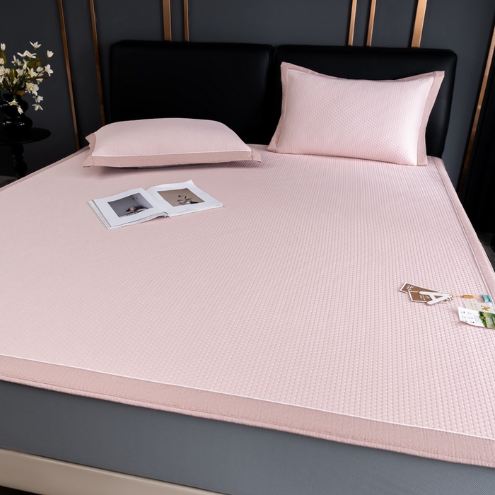 91家纺网 家纺一手货源 找家纺 小牛席业 2025经典款-千鸟格冷感豆豆席系列 床笠款 粉色