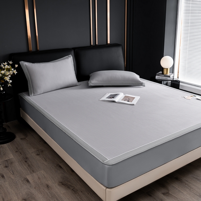 91家纺网 家纺一手货源 找家纺 小牛席业 2025经典款-千鸟格冷感豆豆席系列 床笠款 灰色